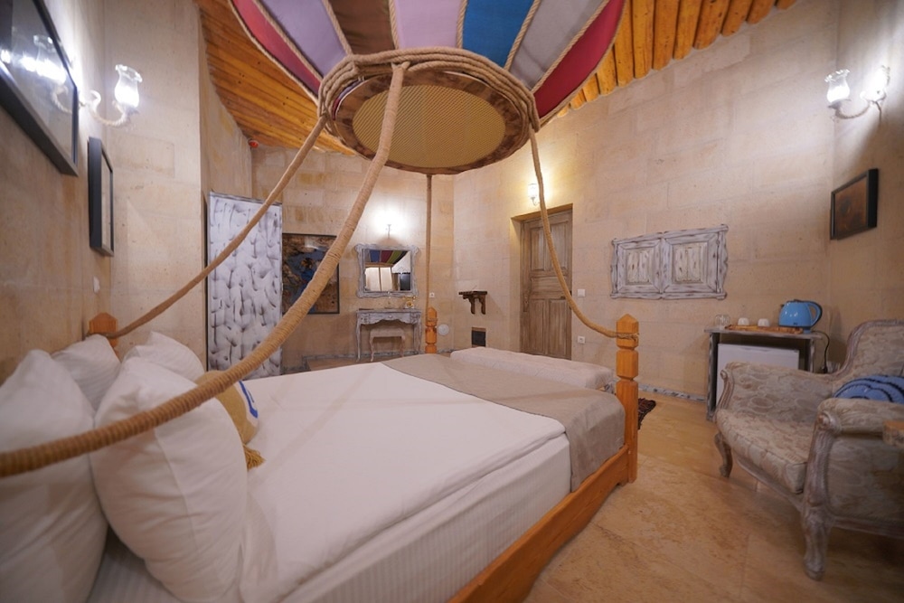 Panoramic Room - Photo 20