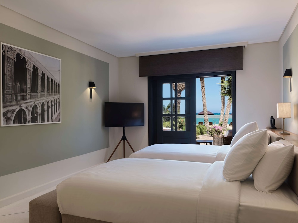 Premium Beach Front Terrace photo 2