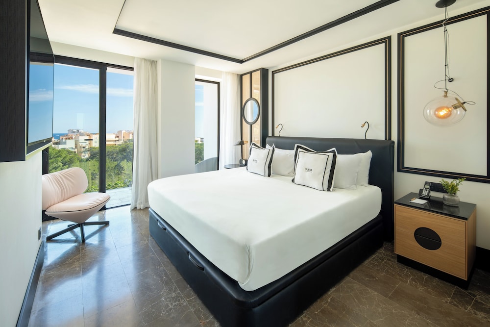 Deluxe Double Room, Sea View - Photo 1