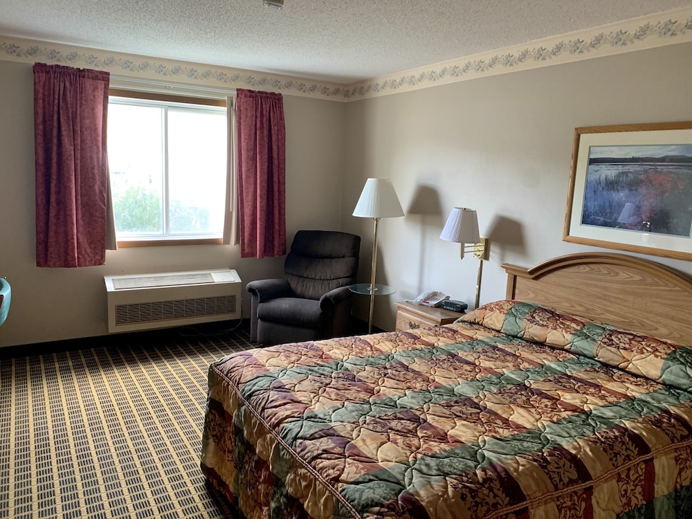 Room, 1 Queen Bed photo 1