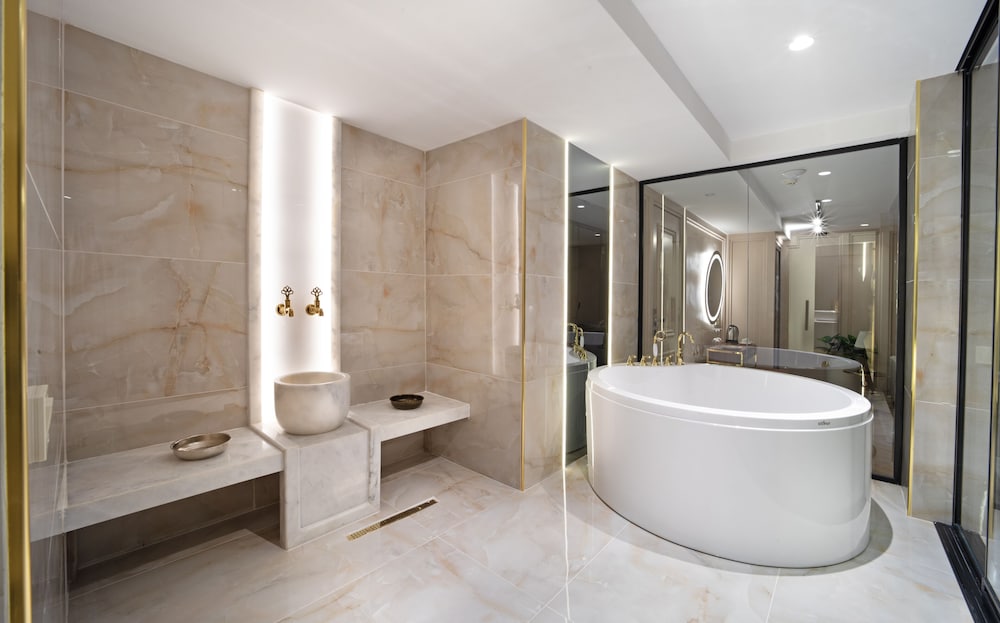 Executive Suite with Turkish Hammam - Spa Bath - Fireplace, photo 6