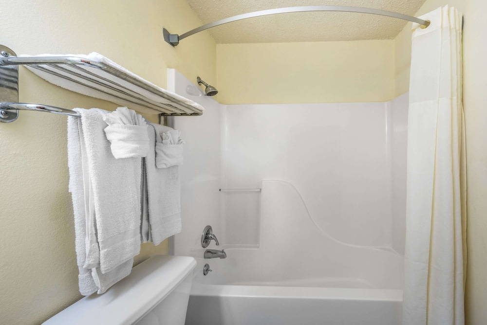 Double Room, 2 Double Beds, Smoking photo 3