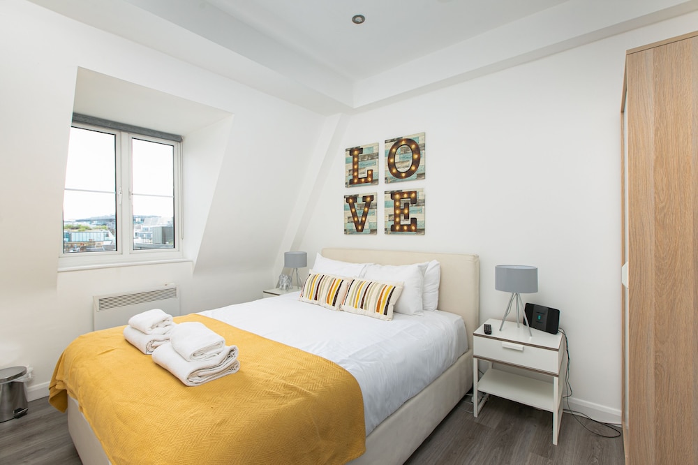 Exclusive Apartment photo 2