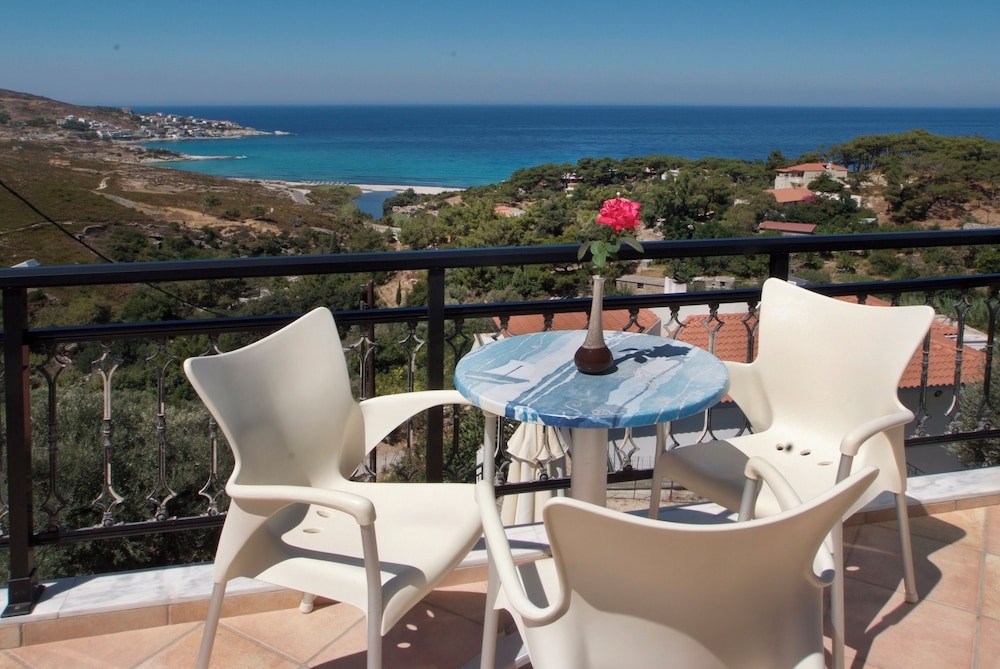 Double or Twin Room, Sea View photo 3