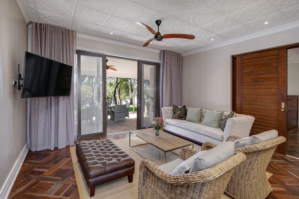 Deluxe Suite, 2 Bedrooms