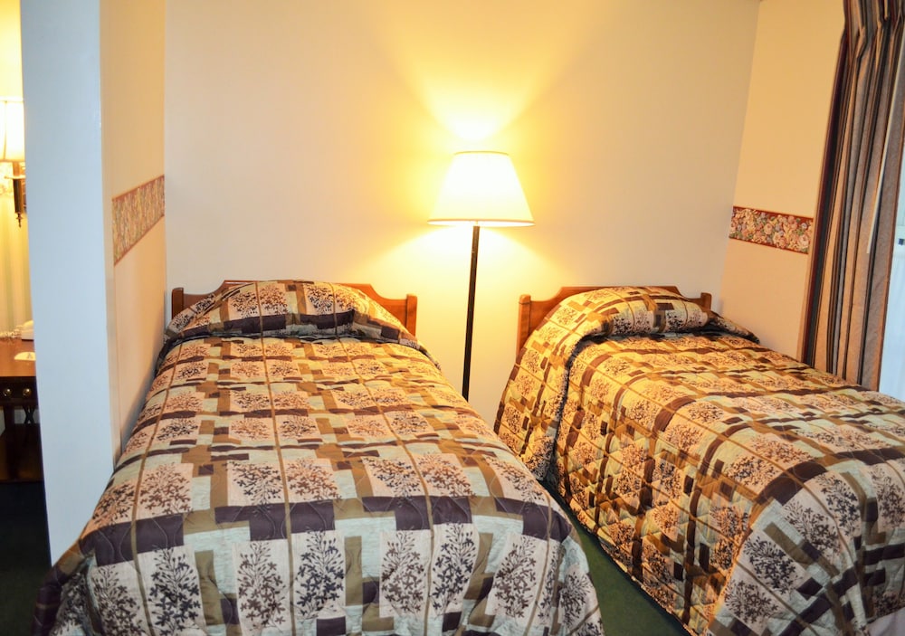 Suite 116 photo 3