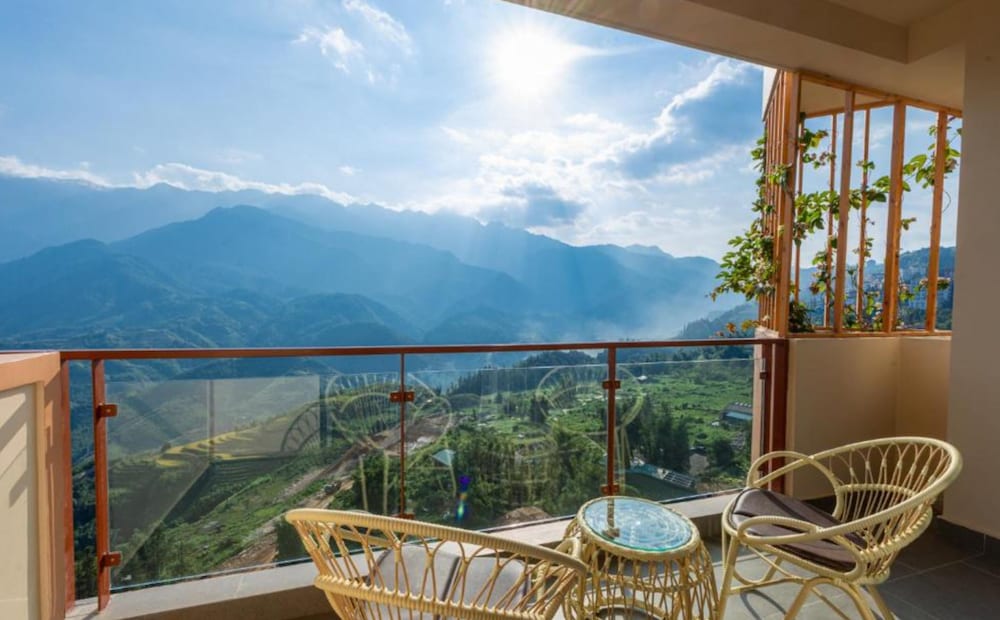 Deluxe Double Room, Valley View - Photo 10