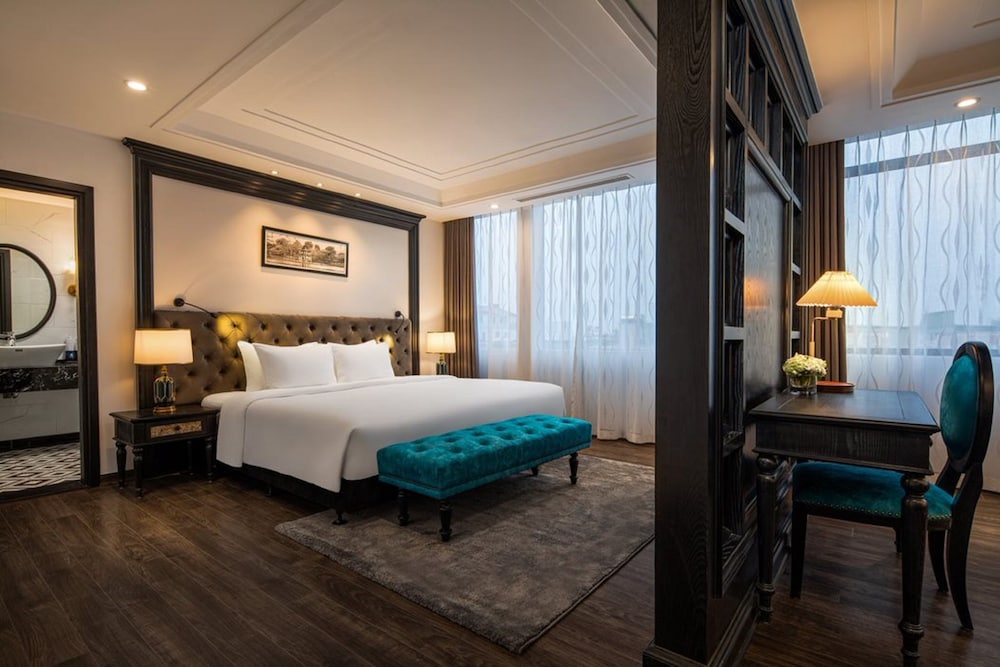 Luxury Suite