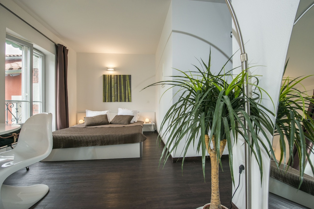 Comfort Room
