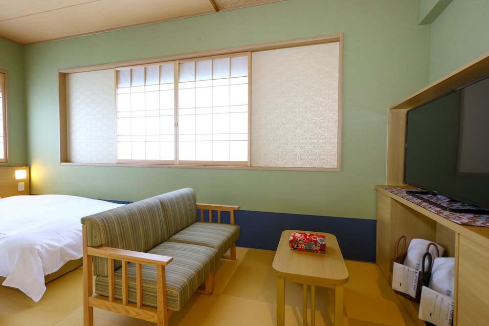 Standard Twin Room, Non Smoking - Photo 2