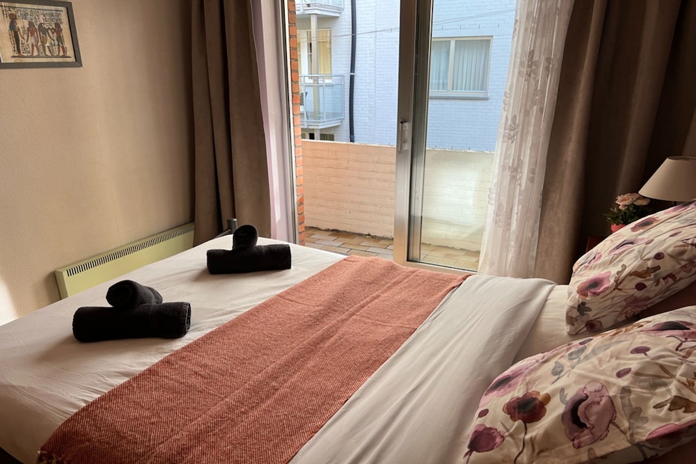 Family Apartment, 2 Bedrooms (Minorque With Wi-Fi 200m From Beach)