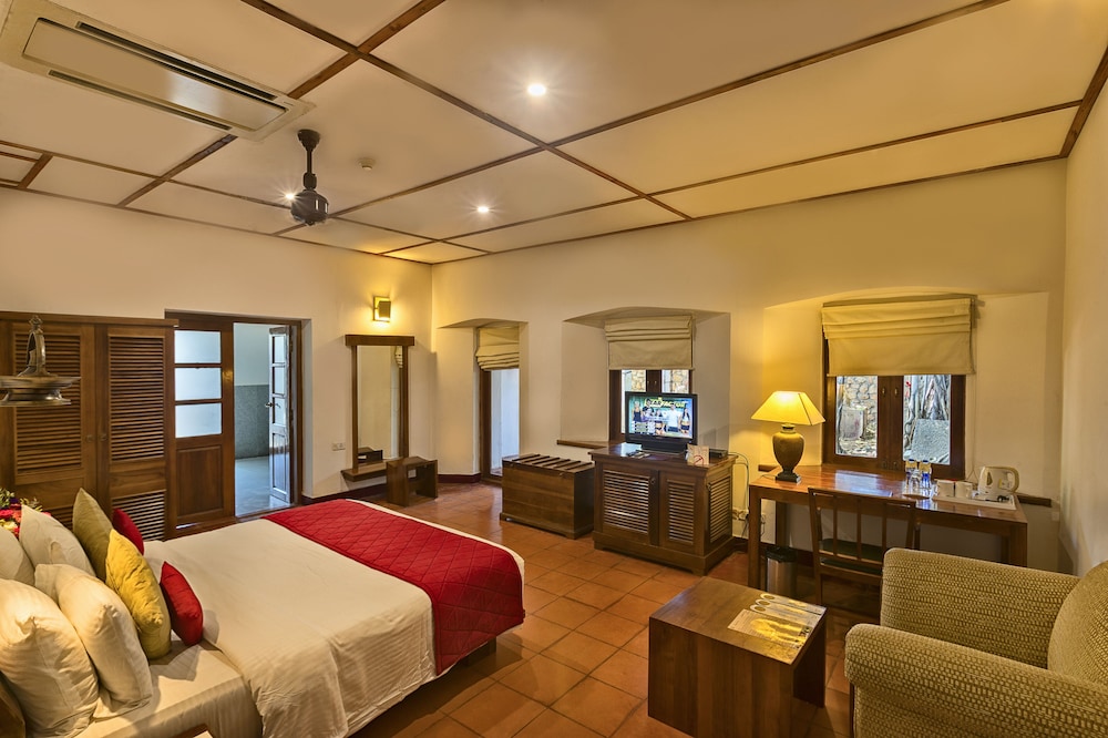 Deluxe Club Room