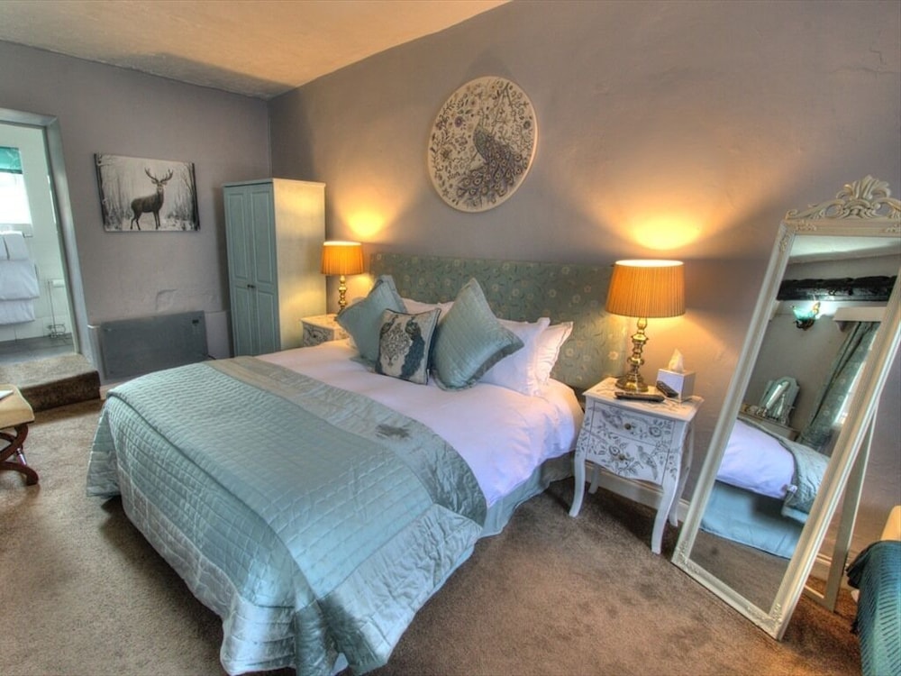 Basic Double Room, Ensuite