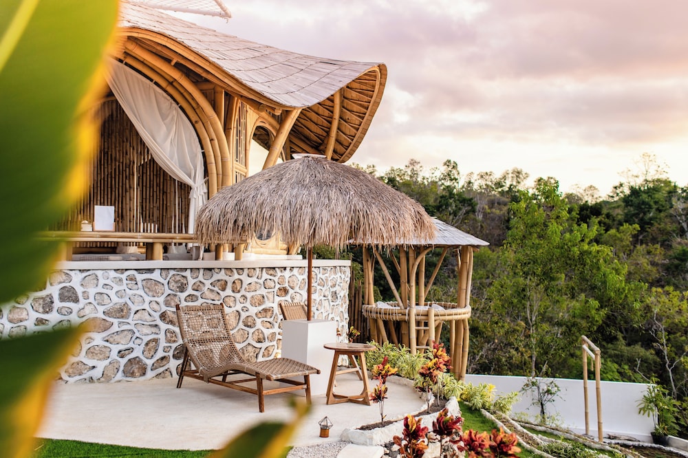 Shell Villa with Rooftop Pool View - Photo 36