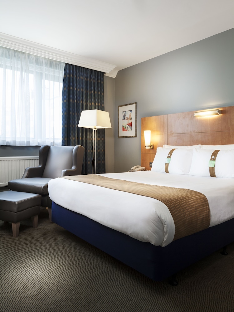 Premium Room, 1 Double Bed - Photo 4