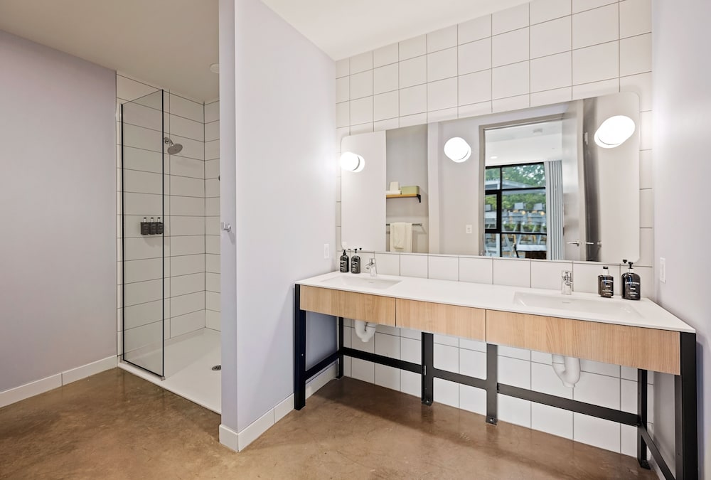 Apartment, 2 Bedrooms, Mobility Accessible (2 Queen Beds) - Photo 10