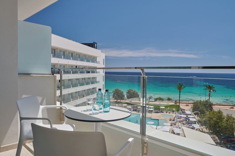 Double Room Single Use, Balcony, Sea View (Select) Double Room Single Use, Balcony, Sea View (Select)