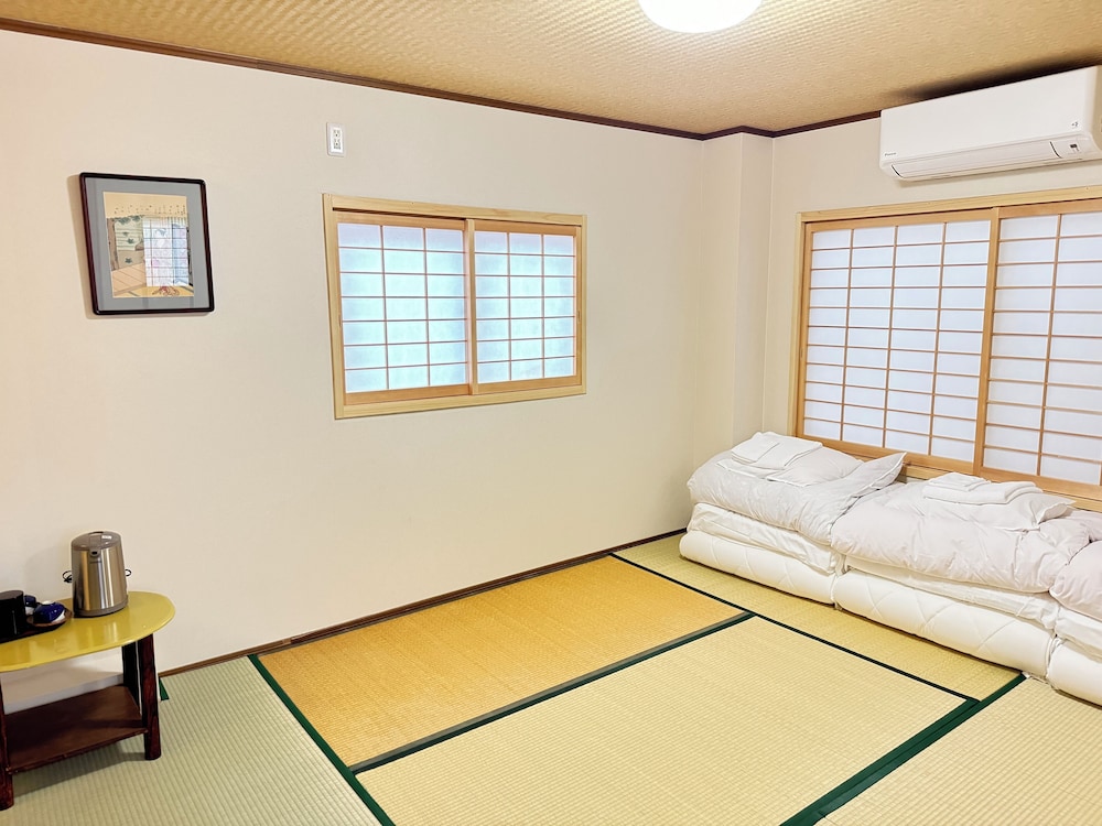 Triple room for 2-3 people with Private Shower Room and Toilet, Non Smoking photo 2