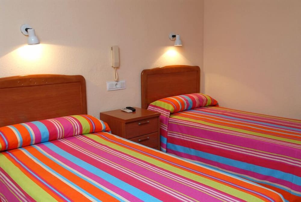 Basic Double Room, Private Bathroom
