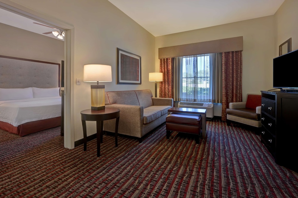 Suite, 1 King Bed - Photo 7