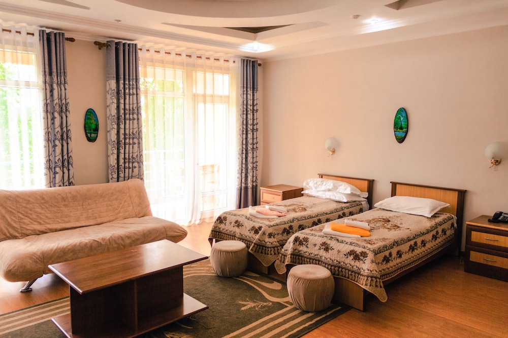 Luxury Triple Room photo 1