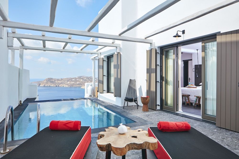 Suite, Private Pool, Sea View (Mystique)