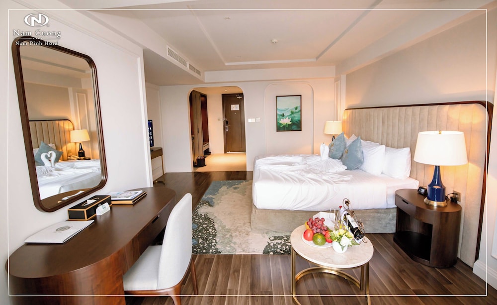 Executive Room, 1 King Bed - Photo 1