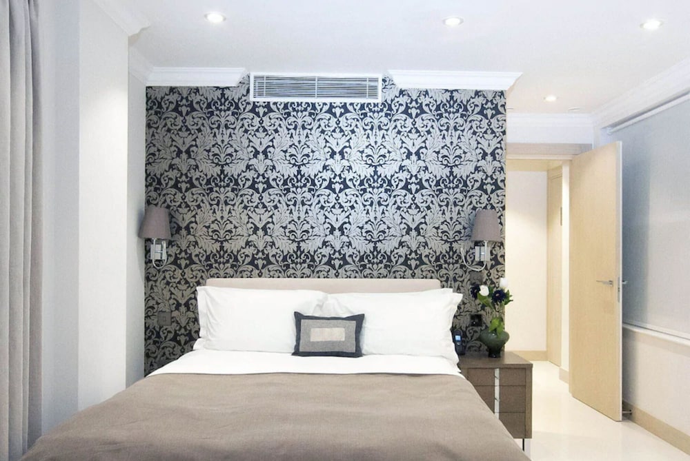 Studio Apartment photo 2