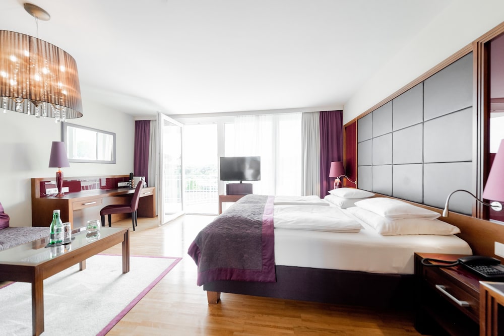 Deluxe Double Room photo 3