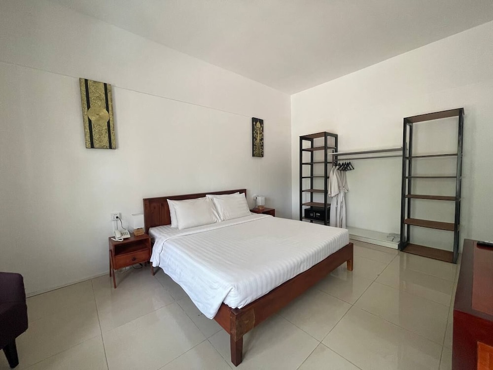 Family Studio photo 2