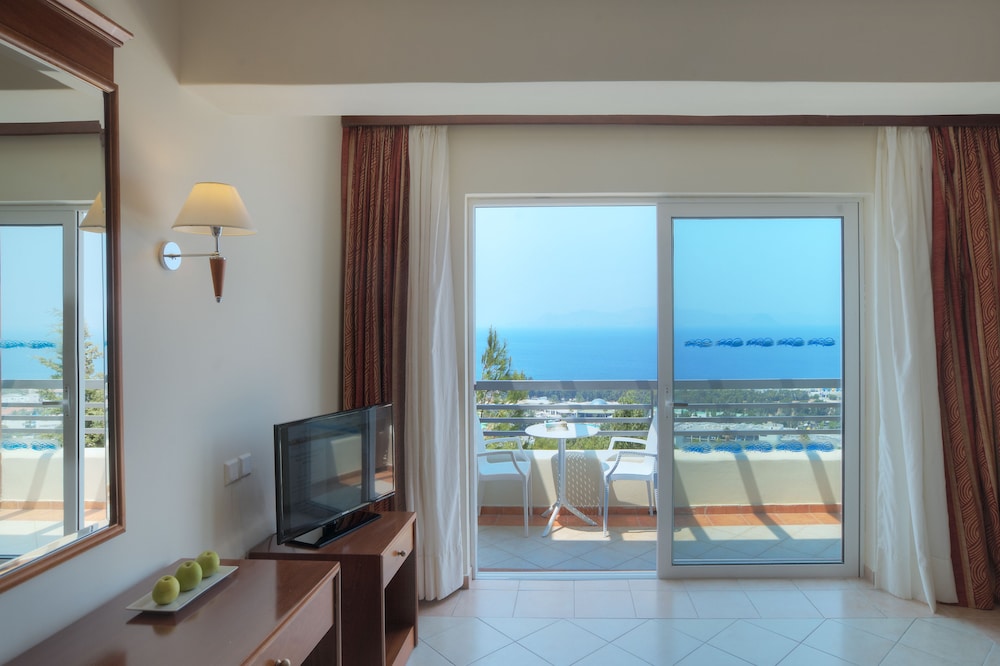 Double Room, Sea View - Photo 7