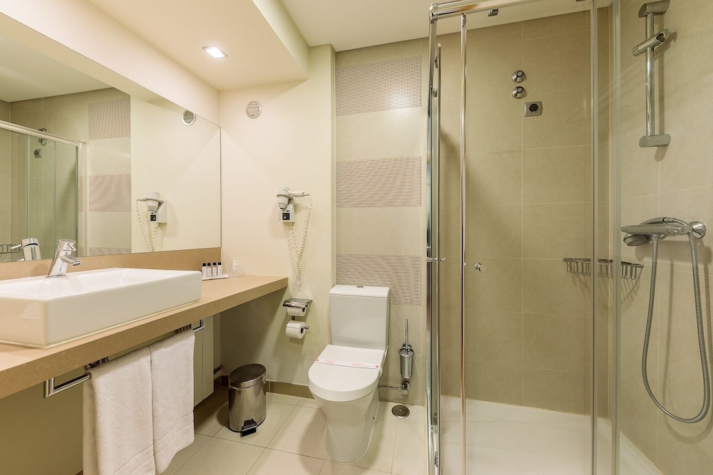 Available room