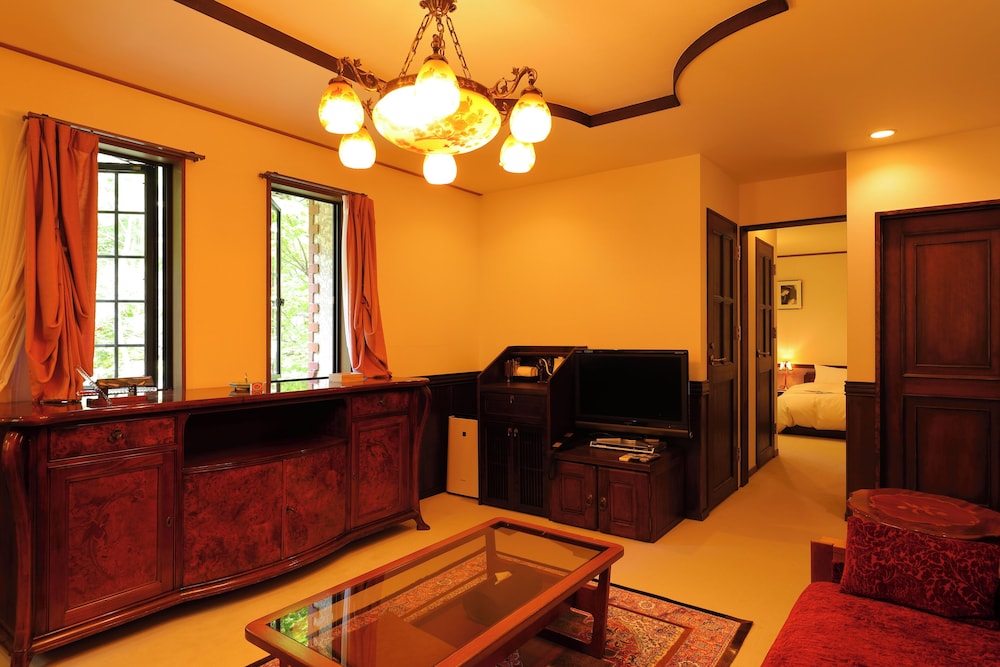 [E room]2F, Western Style Twin Room with shower, NS (Private Open-air Bath is not available)