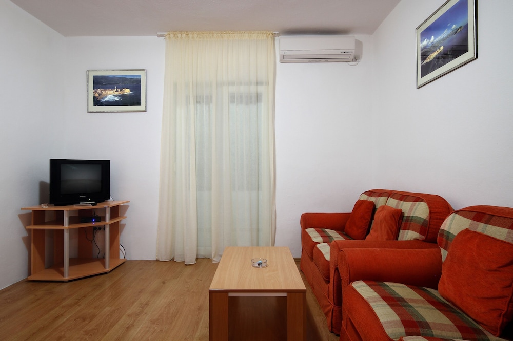 Standard Apartment, 2 Bedrooms, Sea View photo 3