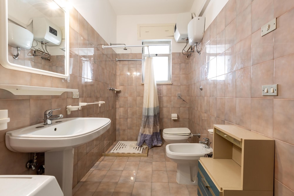 Villa photo 2