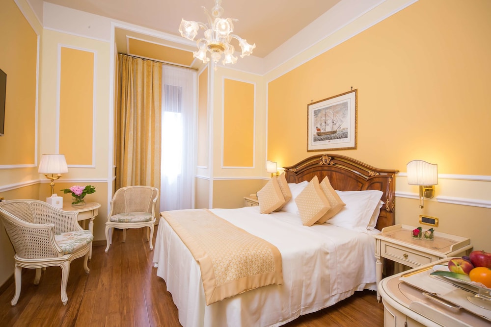 Classic Double Room Single Use photo 2