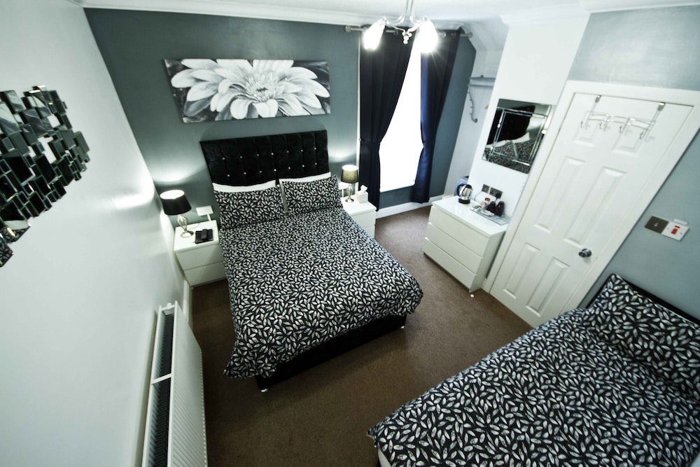 Standard Triple Room (Room 2)
