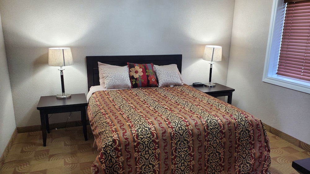 Deluxe Suite - Photo 1