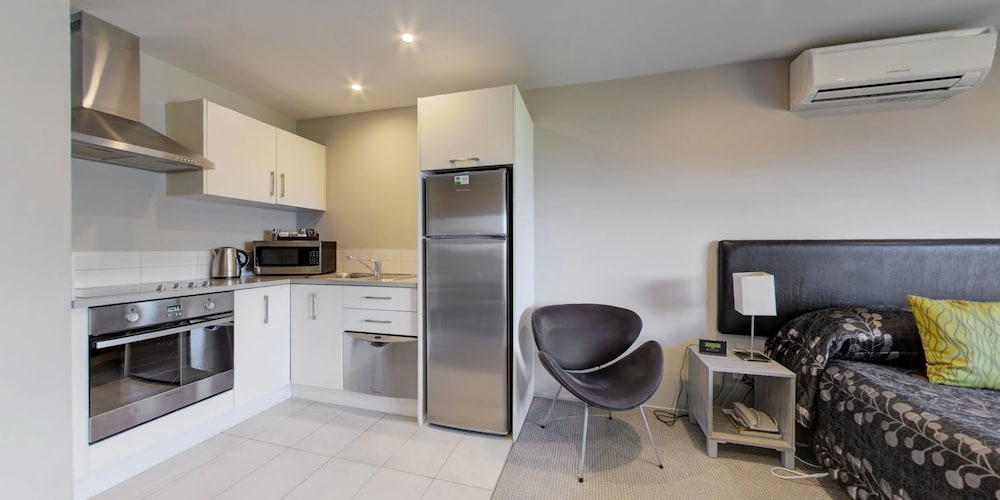 Studio Apartment photo 3