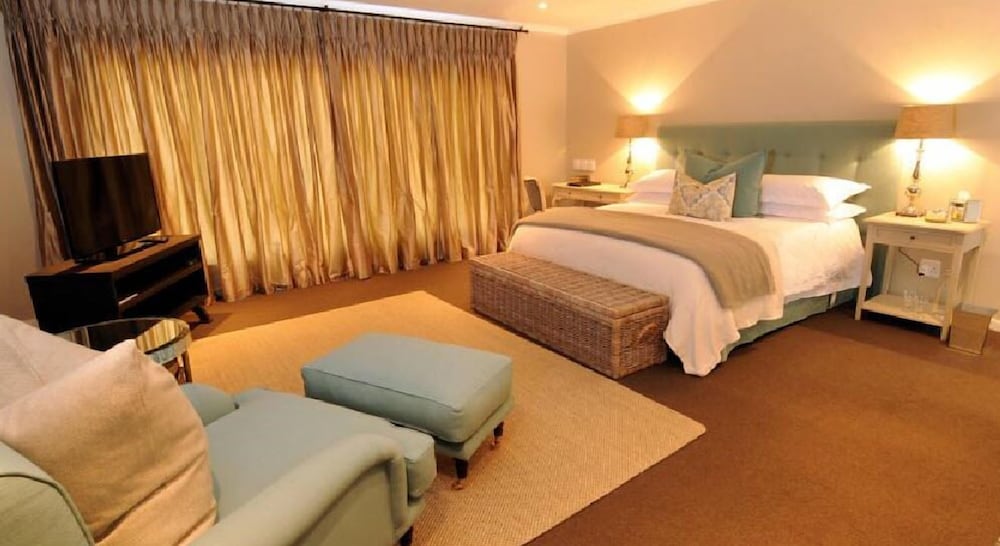 Luxury Room (upstairs with view)