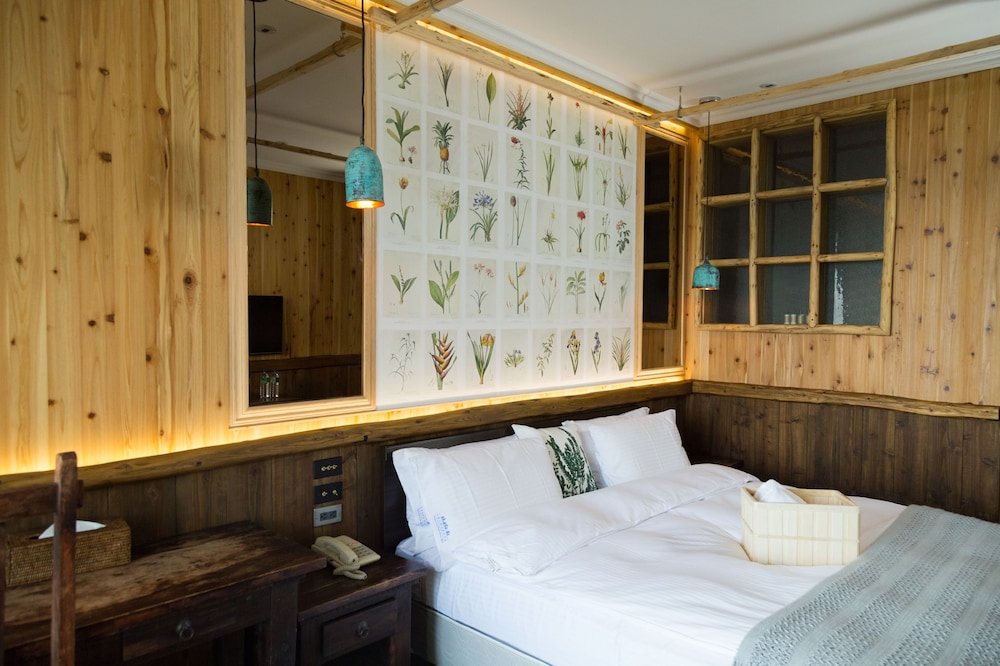 Standard Double Room - Photo 12