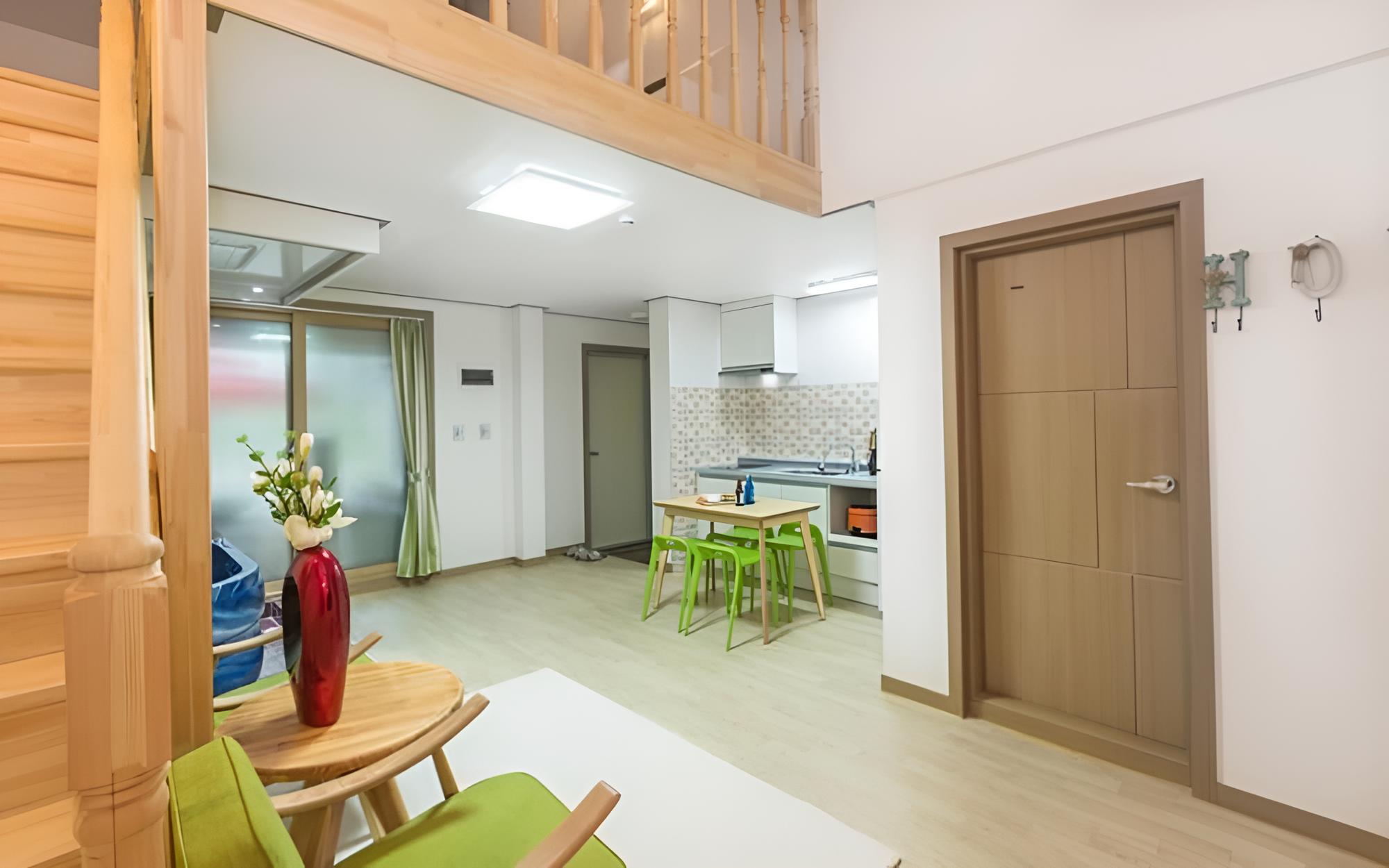 Room (104 Papaya (Spa Duplex)) - Photo 1