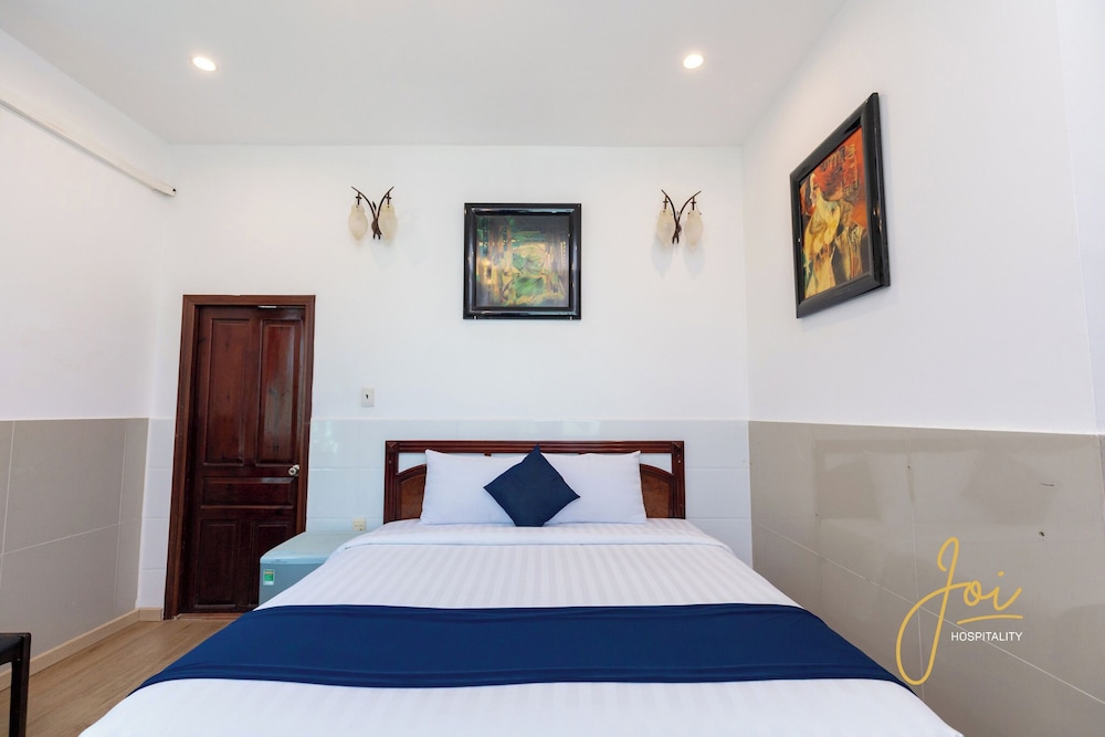 Deluxe Double Room, Balcony - Photo 2