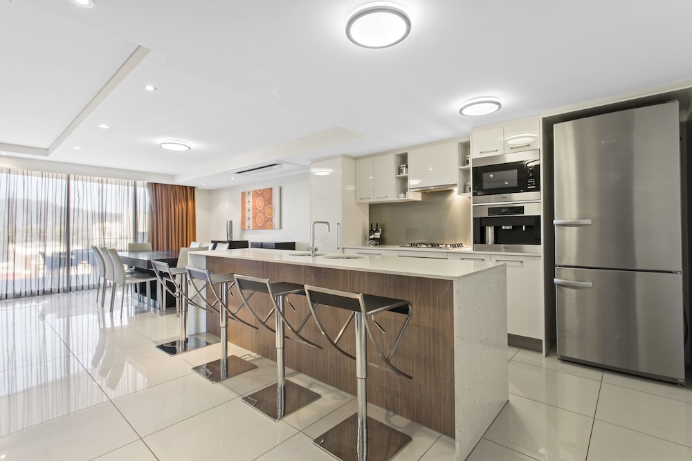 Penthouse photo 3