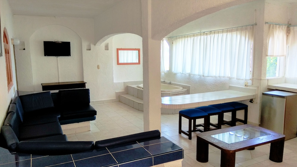 Master Suite Jacuzzi