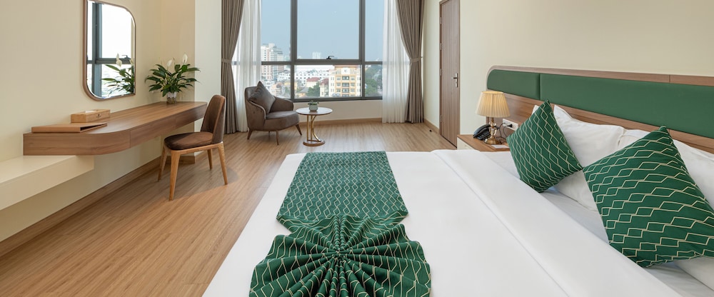 Deluxe Room - Photo 6