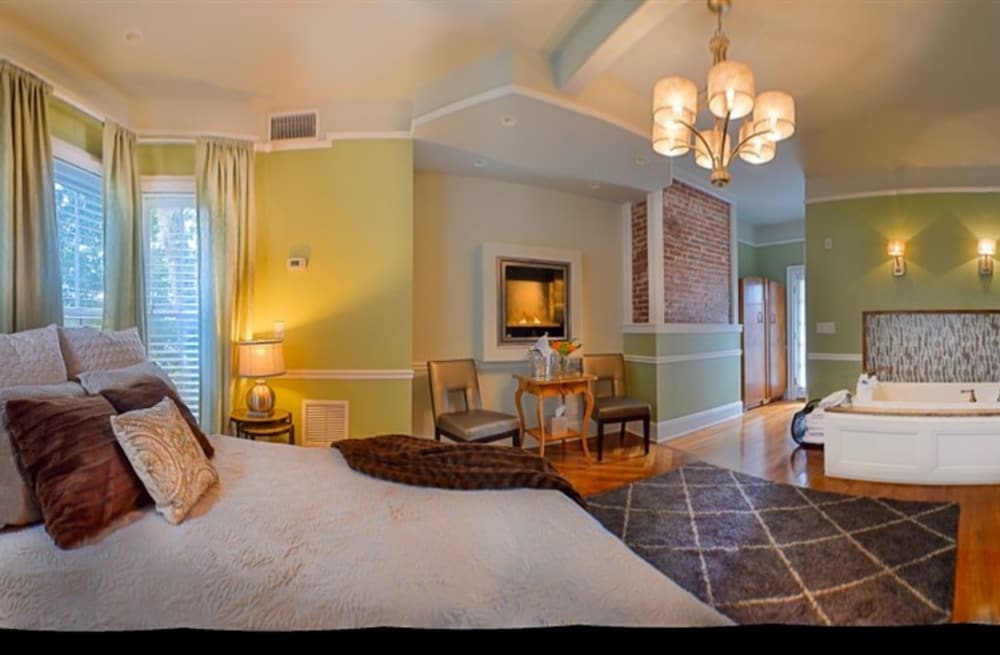 Room (3 Hopkins Cottage)
