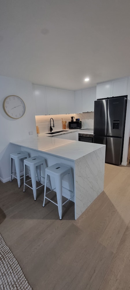 2 Bedroom Superior Split Level Villa (1 King + 1 Queen) photo 3
