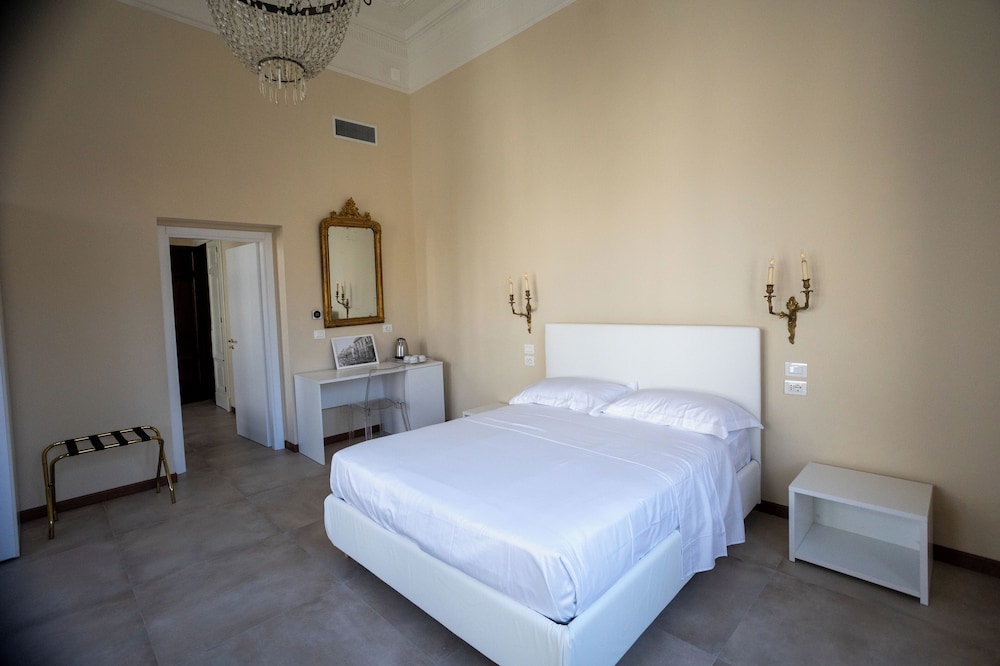 Deluxe Suite, Balcony, Sea View