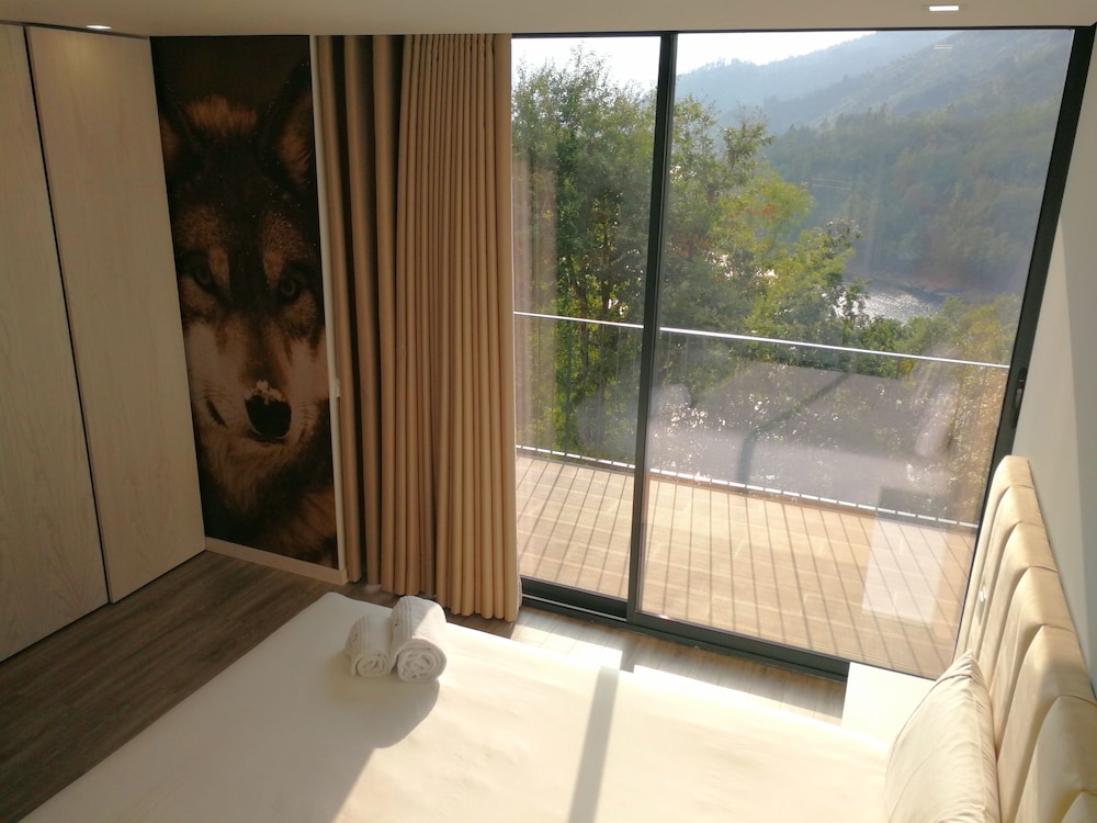 Double Room - Photo 5